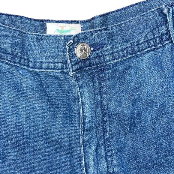 Vintage90s Calvin Klein Cargo Denim Shorts Size 10 - Picture 7 of 7